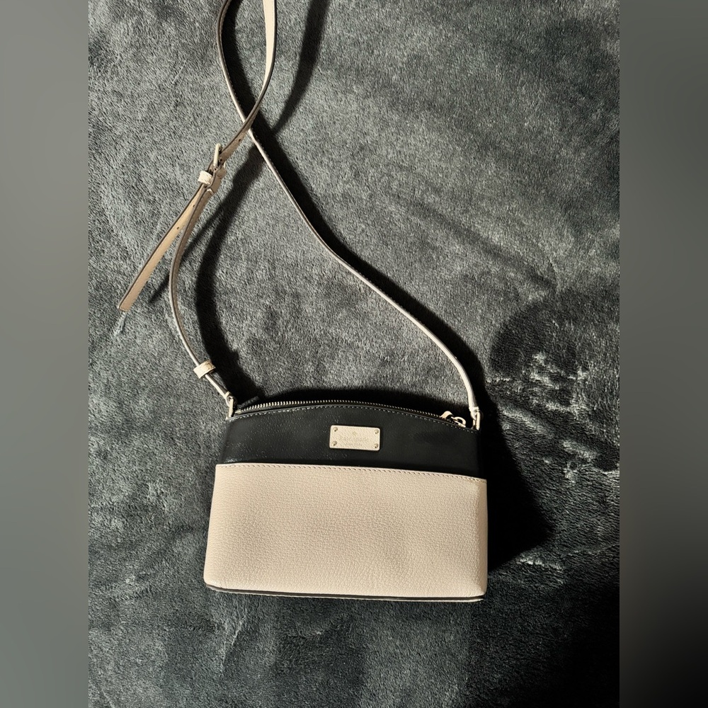 Kate Spade New York crossbody bag/ purse